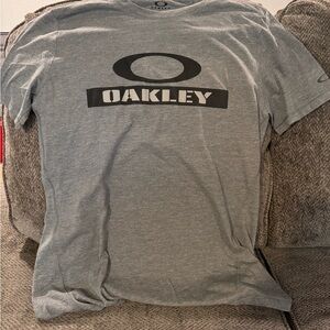Oakley Shirt